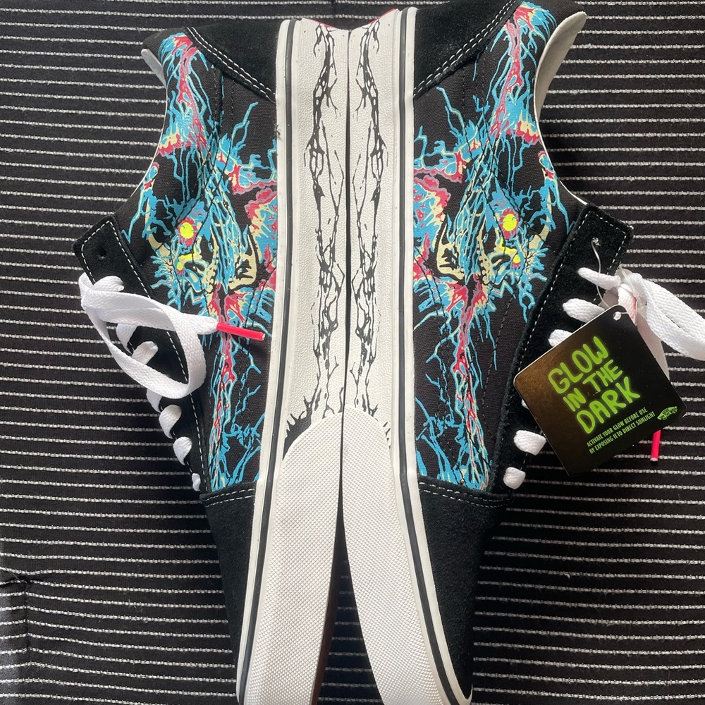 Vans Black Glow-in-the-Dark Men's Shoes - Picture 3 of 5